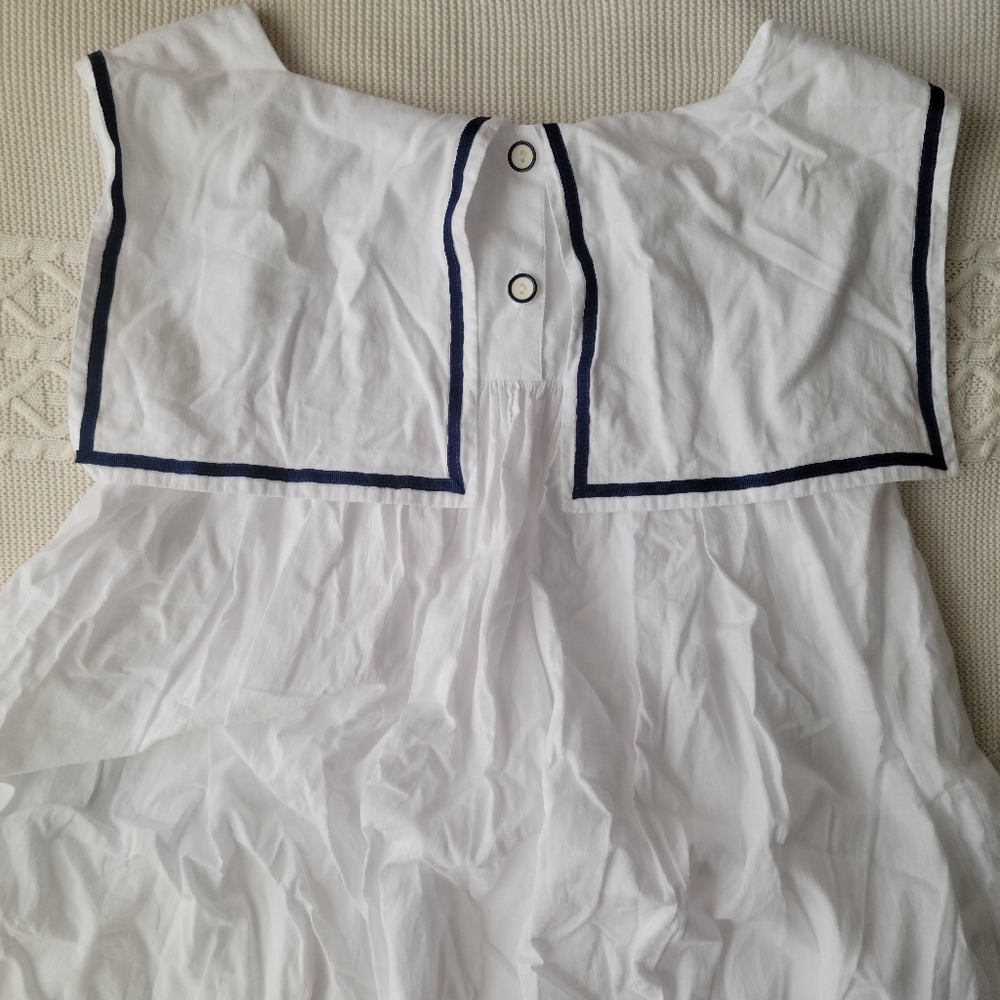 Eileen West nightgown